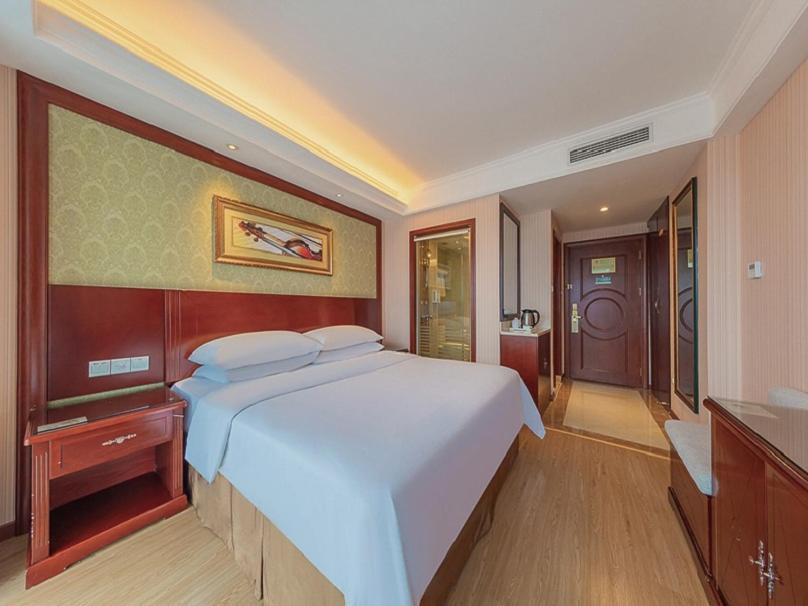 Yichang Vienna Hotel Wanda Branch Ngoại thất bức ảnh