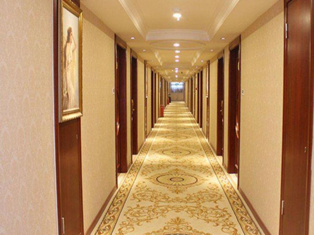 Yichang Vienna Hotel Wanda Branch Ngoại thất bức ảnh